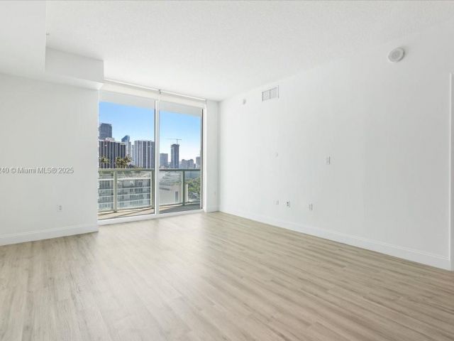 Продажа квартиры #1509 - фото 7447991