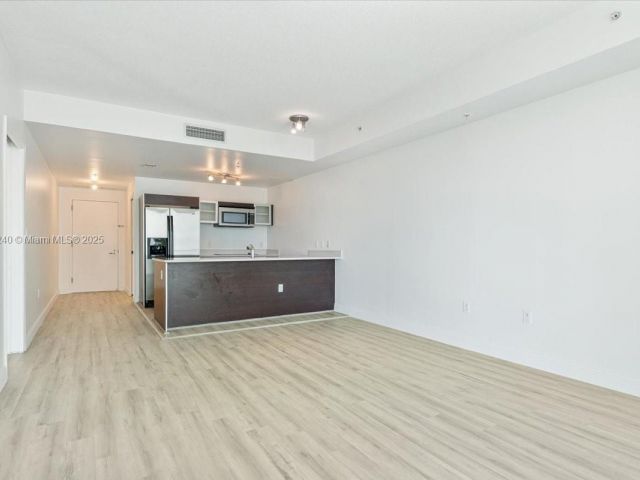 Продажа квартиры #1509 - фото 7447992