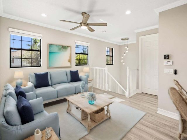 Дом в аренду по адресу 14174 Paverstone Terrace - фото 6615077