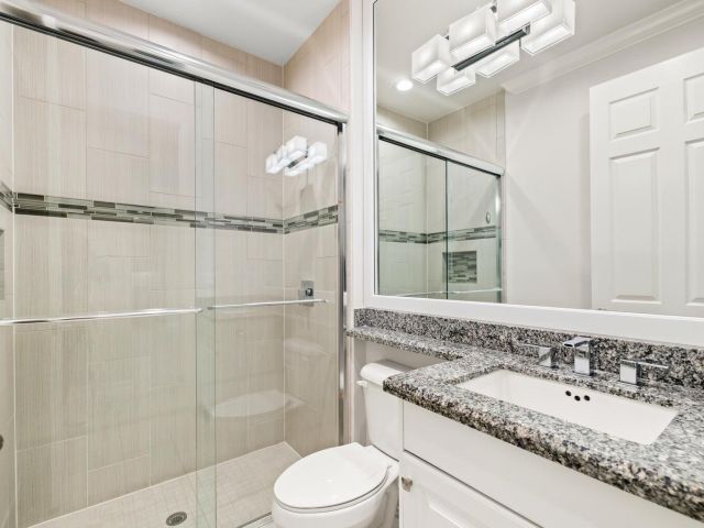 Дом в аренду по адресу 14174 Paverstone Terrace - фото 6615079