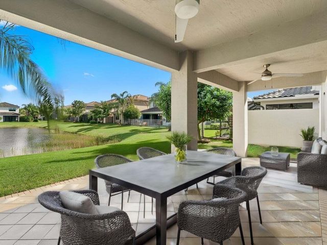 Дом в аренду по адресу 14174 Paverstone Terrace - фото 6683127