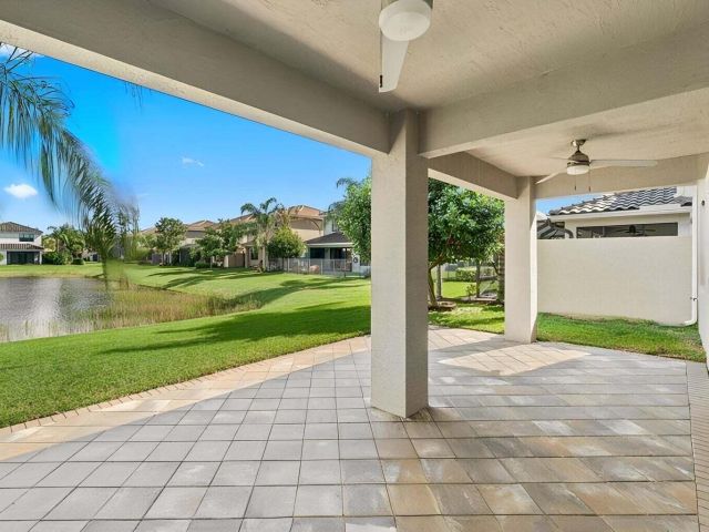 Дом в аренду по адресу 14174 Paverstone Terrace - фото 6683128