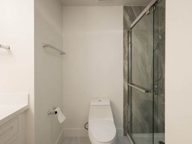 Продажа дома по адресу 13741 SW 160th Terrace - фото 6818671