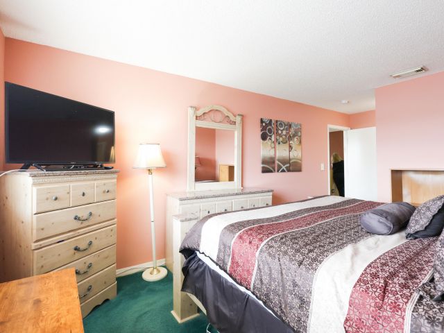 Продажа дома по адресу 13741 SW 160th Terrace - фото 6818674