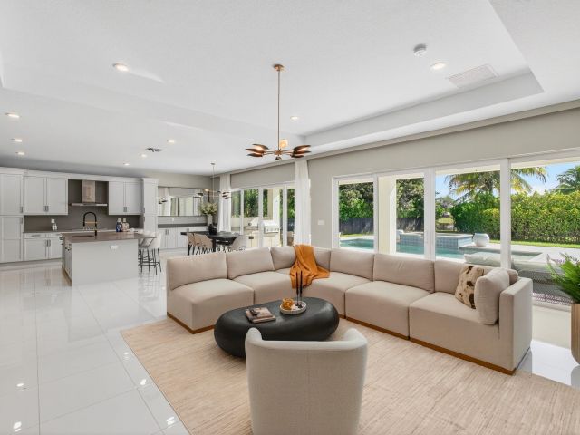 Дом в аренду по адресу 19886 Meadowside Lane - фото 6593168