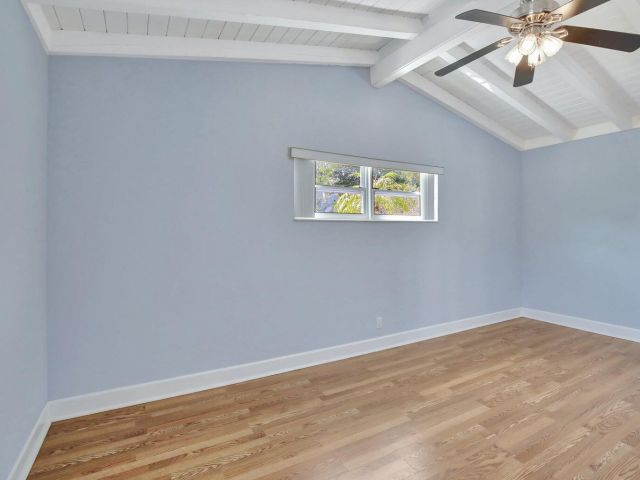 Продажа дома по адресу 1733 SW 5th Court - фото 6552914