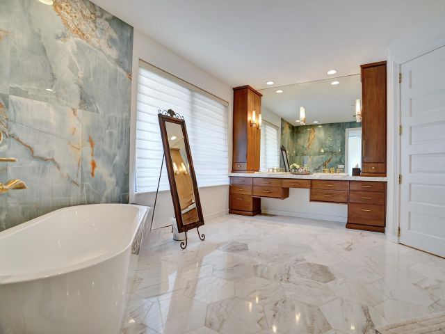 Продажа дома по адресу 5312 Boca Marina Circle N - фото 6598161