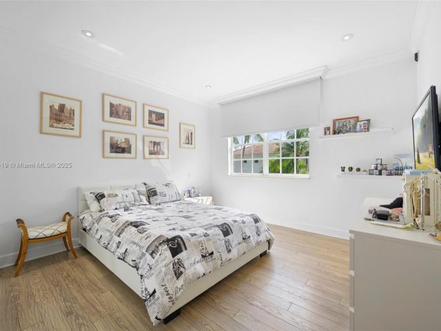 Дом в аренду по адресу 19460 39th Ct 19460 - фото 6551373