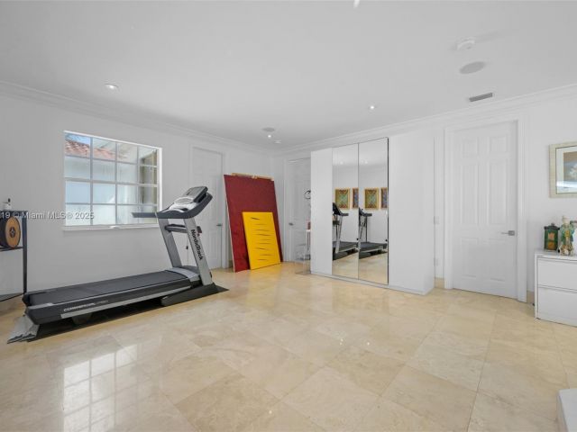 Дом в аренду по адресу 19460 39th Ct 19460 - фото 6551376