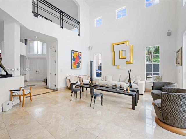 Дом в аренду по адресу 19460 39th Ct 19460 - фото 6551389