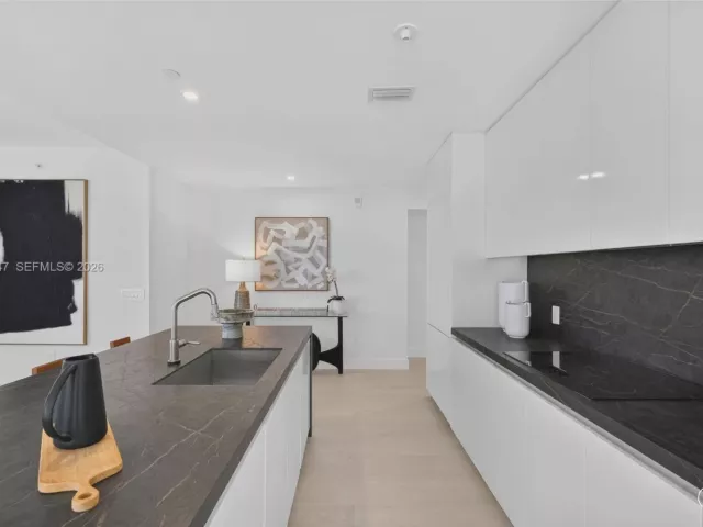 Продажа квартиры #3801 - фото 6567797