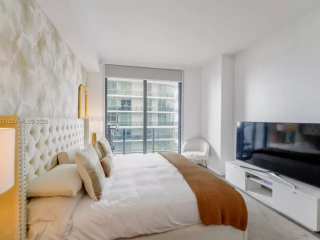 Продажа квартиры #4108 - фото 6931145