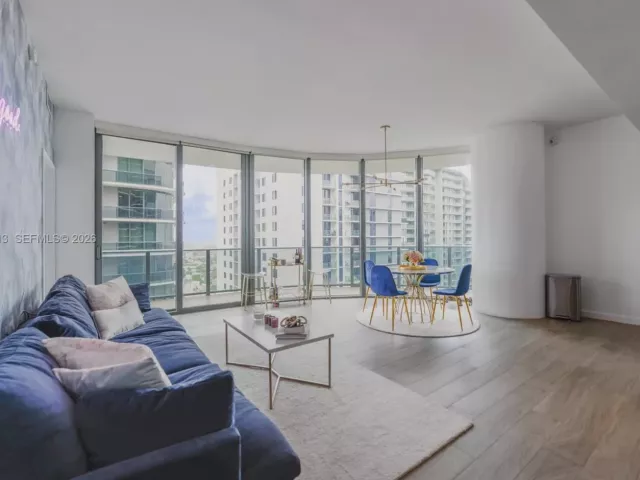 Продажа квартиры #4108 - фото 6931153