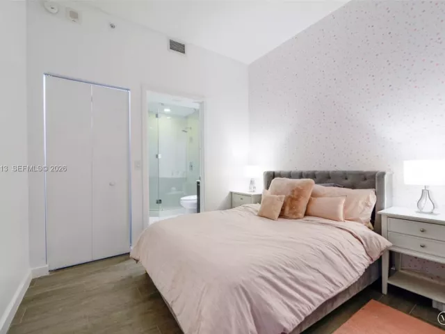 Продажа квартиры #4108 - фото 6931141