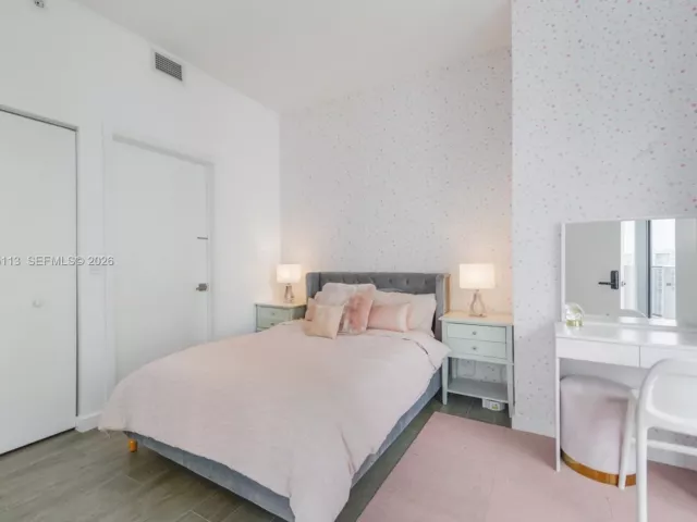 Продажа квартиры #4108 - фото 6931143