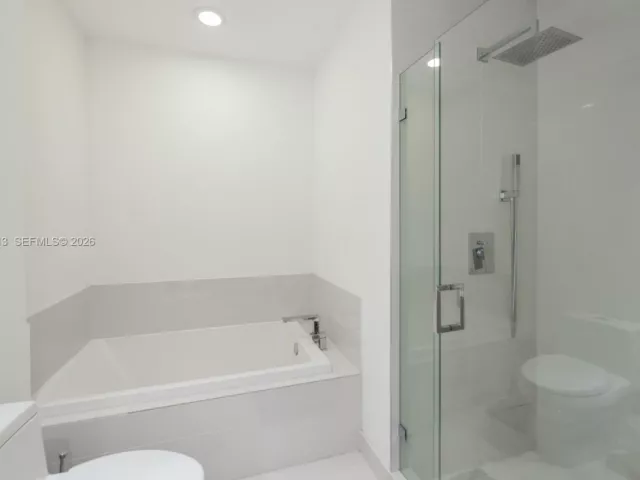 Продажа квартиры #4108 - фото 6931135