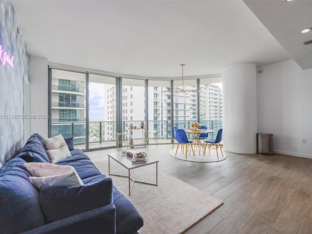 Продажа квартиры #4108 - фото 6931153