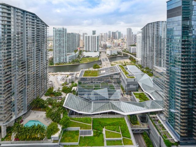 Продажа квартиры #4108 - фото 6931154