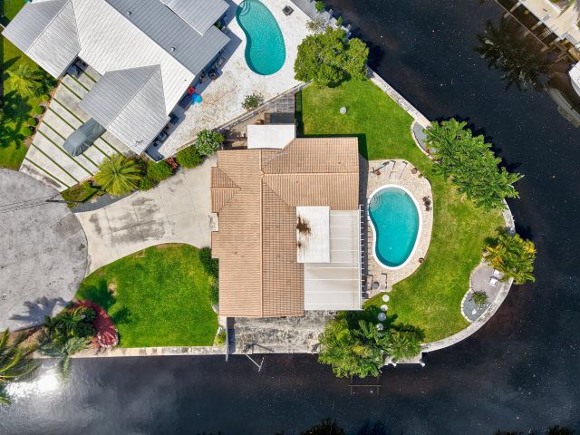 Дом в аренду по адресу 1101 SE 9th Terrace - фото 6551726