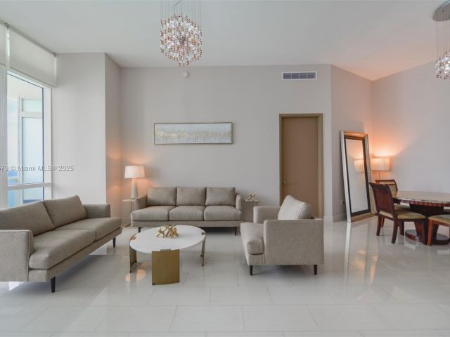 Квартира в аренду номер4203 - фото 6552969