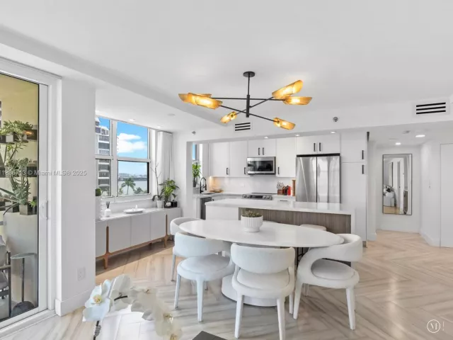 Продажа квартиры #701 - фото 6556970