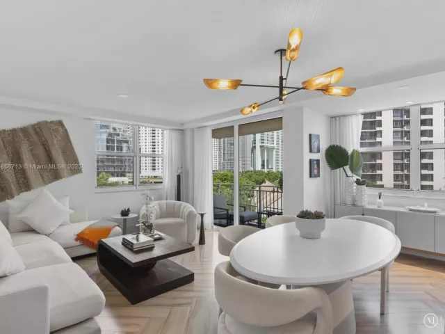 Продажа квартиры #701 - фото 6556972