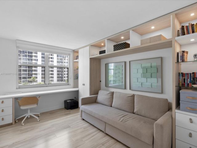 Продажа квартиры #701 - фото 6556961