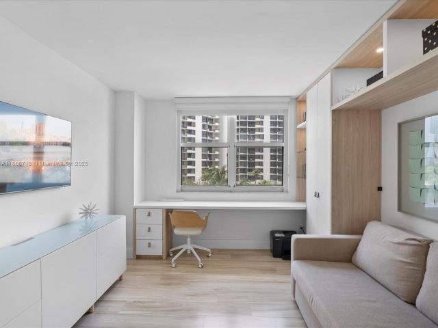 Продажа квартиры #701 - фото 6556962