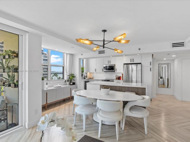 Продажа квартиры #701 - фото 6556970