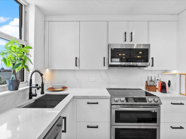 Продажа квартиры #701 - фото 6556977