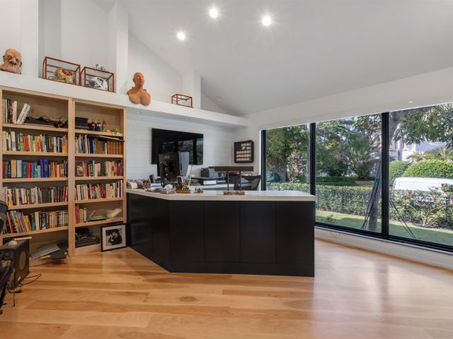 Продажа дома по адресу 4698 Sanctuary Lane - фото 6593335