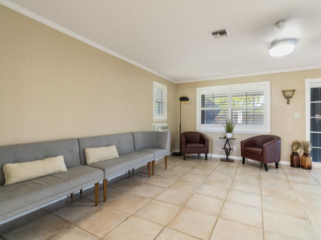 Продажа дома по адресу 2258 Palmetto Road - фото 6599207