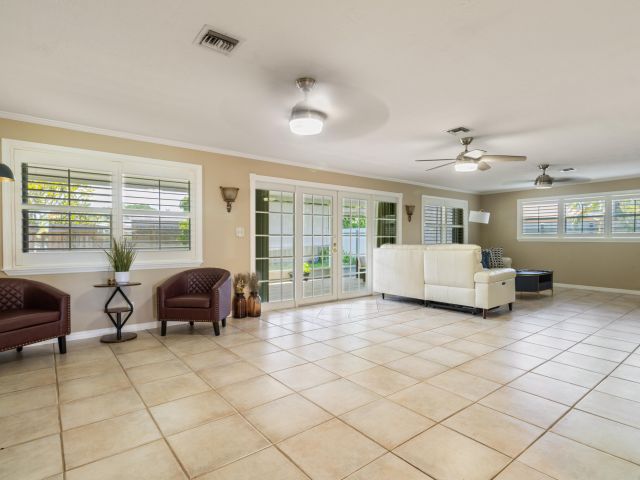 Продажа дома по адресу 2258 Palmetto Road - фото 6599208