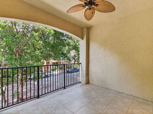 Дом в аренду по адресу 4582 Danson Way - фото 6595572