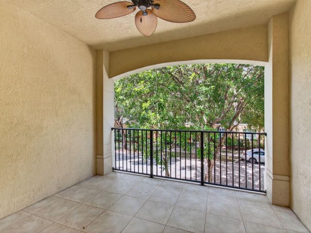 Дом в аренду по адресу 4582 Danson Way - фото 6595573