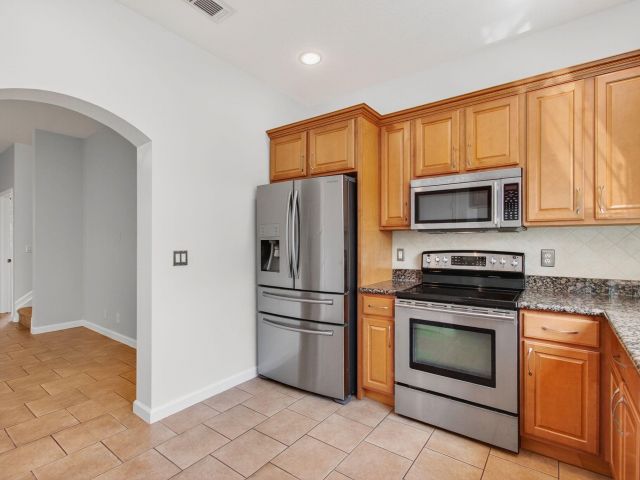 Дом в аренду по адресу 4582 Danson Way - фото 6595580