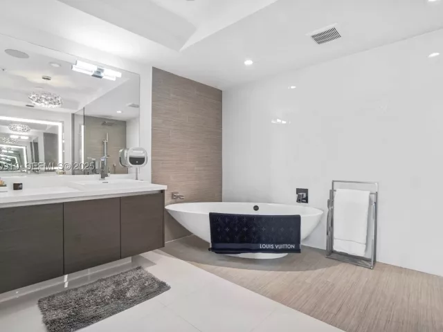 Продажа квартиры #4-1802 - фото 9061547