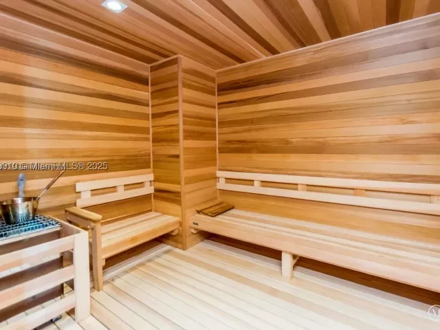 Продажа квартиры #4-1802 - фото 9061557