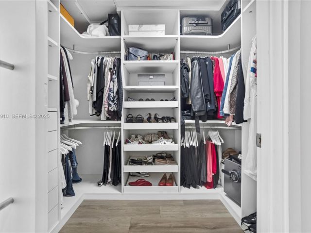 Продажа квартиры #4-1802 - фото 6612684