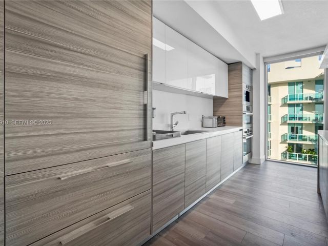 Продажа квартиры #4-1802 - фото 6612691