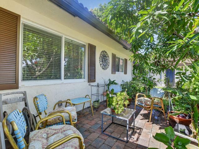 Дом в аренду по адресу 328 NW 42nd Street - фото 6594081