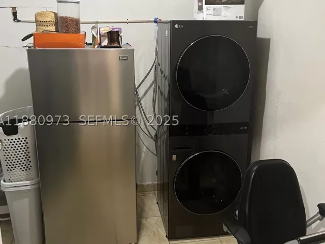 Продажа дома по адресу 7130 NW 21st Ct - фото 8910764