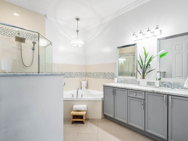 Дом в аренду по адресу 605 Avenue H - фото 6616721