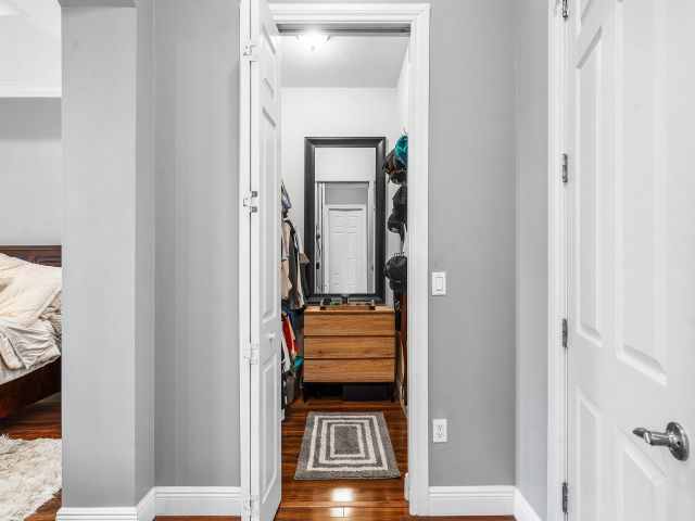 Дом в аренду по адресу 605 Avenue H - фото 6616722