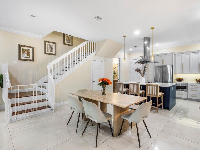 Дом в аренду по адресу 605 Avenue H - фото 6616731