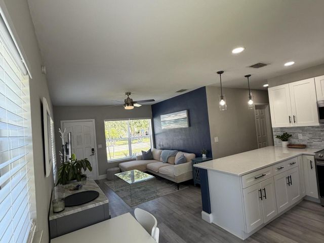 Дом в аренду по адресу 1312 Prospect Street - фото 6595532