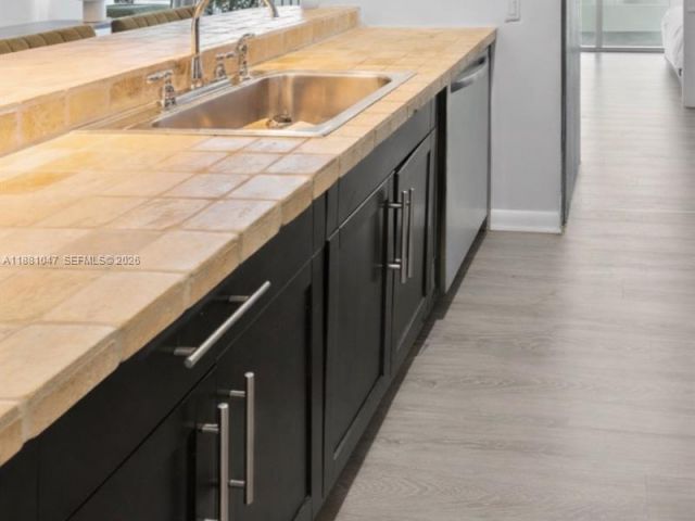 Продажа квартиры #510 - фото 6558306