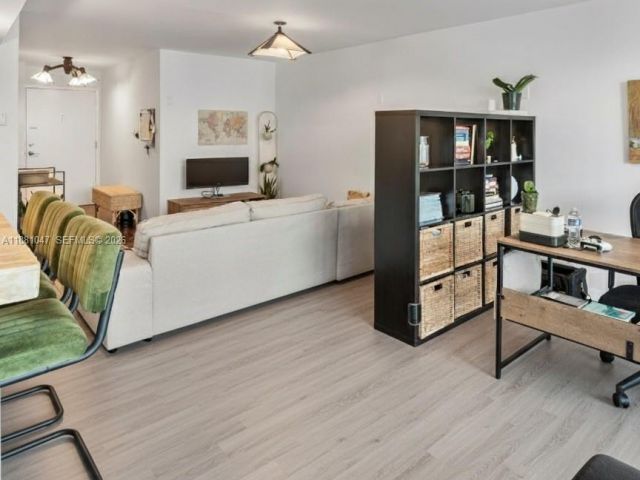 Продажа квартиры #510 - фото 6558308