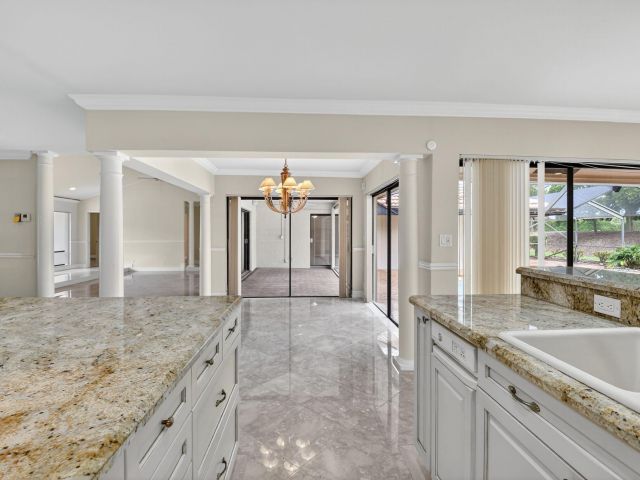 Продажа дома по адресу 5884 Pinebrook Drive - фото 6623361