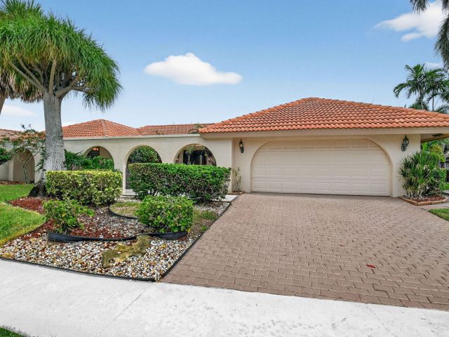 Продажа дома по адресу 5884 Pinebrook Drive - фото 6623377